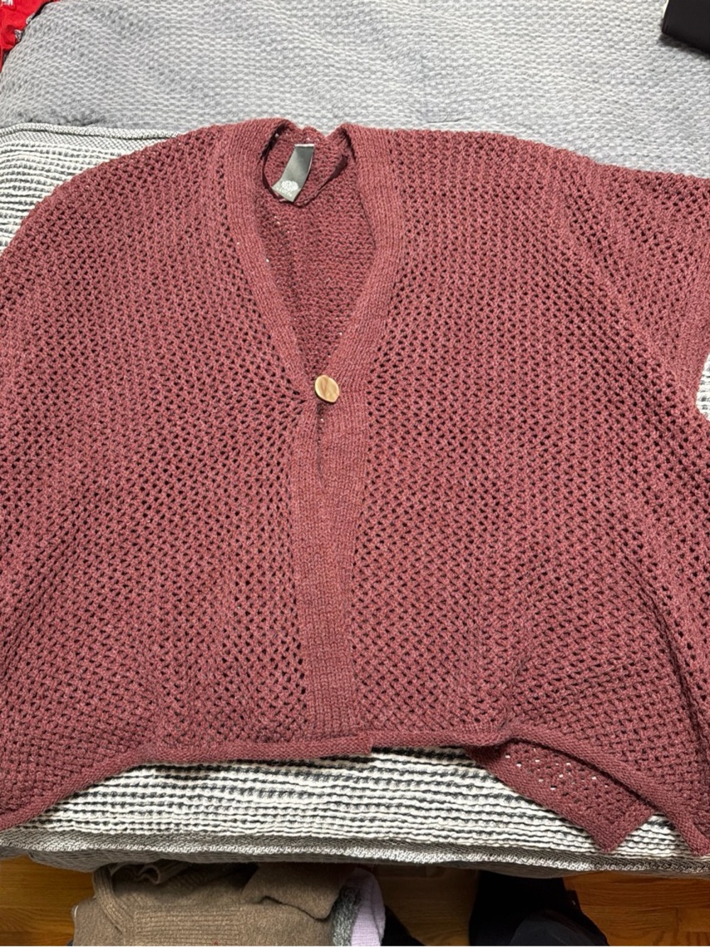 Vince Camuto Open-Knit V-Neck Single-Button Cardigan - Rosewood